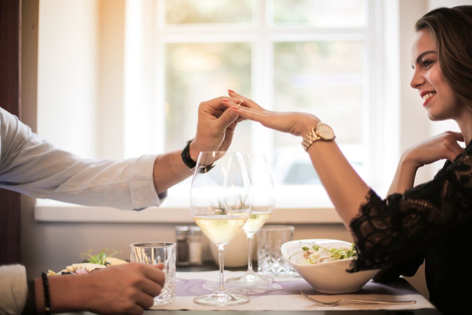 5 ideas para una cena romántica en casa: sorprende a tu pareja