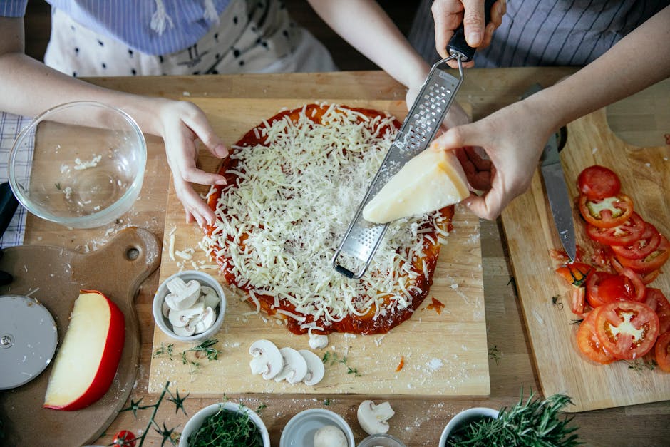 Receta fácil para hacer masa de pizza casera: ¡Deliciosa y perfecta para tus pizzas caseras!